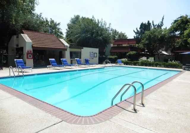 2nd image of 22350 James Alan, Chatsworth, CA 91311 | Houzeo