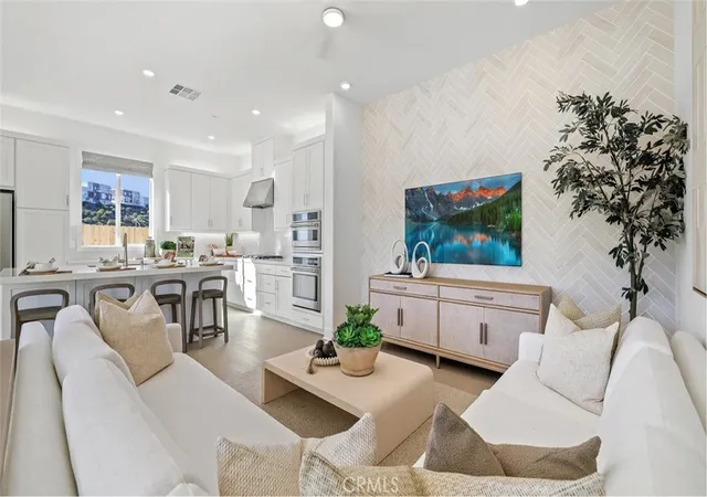 Homes for sale in Valencia, CA | 26656 Solstice Ln, Valencia, CA 91381 | MLS# OC26135673