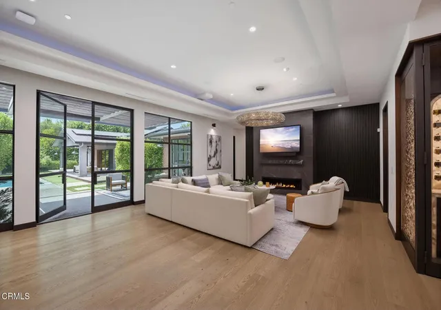 5th image of 4909 Gould Ave, La Canada Flintridge, CA 91011 | MLS# P1-27711