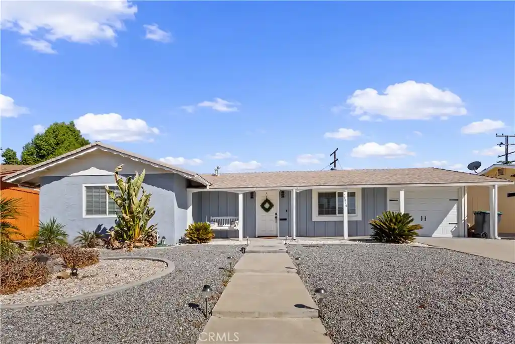 Photo 1 of Sale Pending at 28916 Glen Oaks, Menifee, CA 92586 | MLS# AR26135677 | Listing updated on 2026-10-14