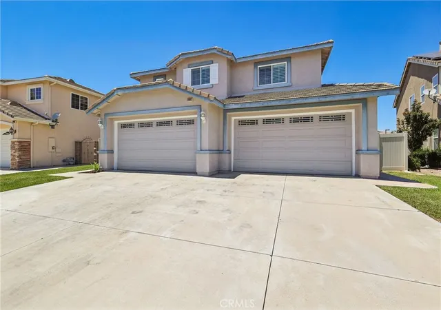 Photo 3 of Sale Pending at 23492 Scooter, Murrieta, CA 92562 | MLS# OC26135836 | Listing updated on 2026-07-08