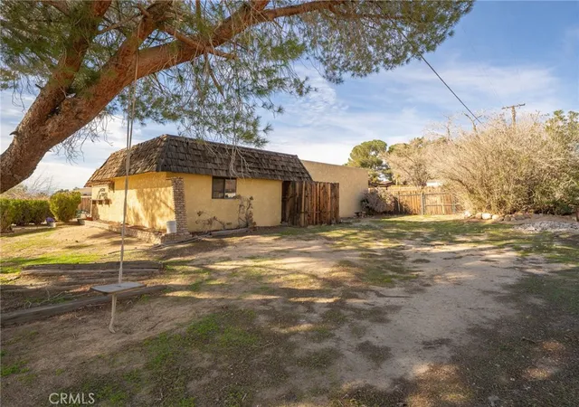Photo 3 of Single family home for sale at 14580 Keota Rd, Apple Valley, CA 92307 | MLS# IV26135843 | Listing updated on 2026-06-23