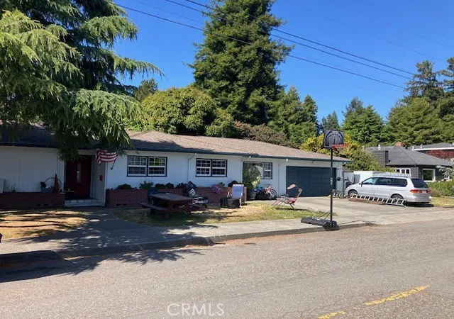 1st image of 1905 Russ, Eureka, CA 95501 | MLS# ND26135887