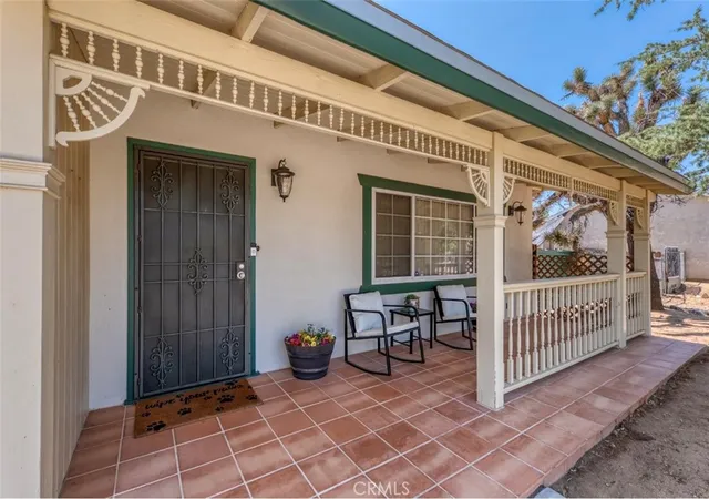Photo 3 of Sale Pending at 56843 Carlyle Dr, Yucca Valley, CA 92284 | MLS# JT26135951 | Listing updated on 2026-10-05