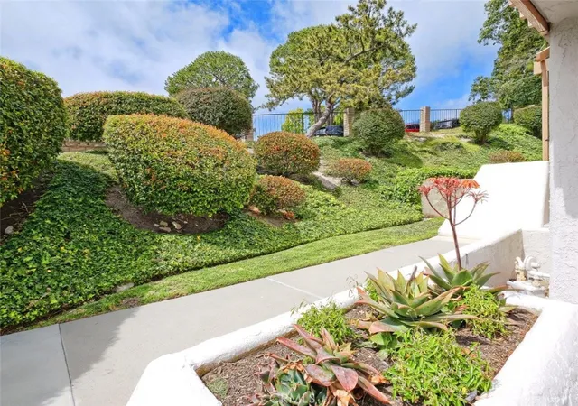 Homes for sale in Palos Verdes Peninsula, CA | 10 S Seaview, Palos Verdes Peninsula, CA 90274 | MLS# PV26135850