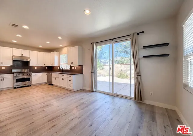 Photo 2 of Single family home for sale at 29206 Rio Lobo Way, Valencia, CA 91354 | MLS# 26850107 | Listing updated on 2026-09-10
