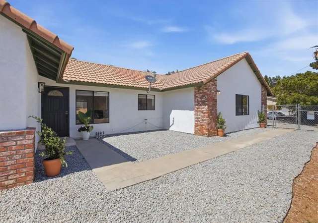 Photo 1 of Single family home for sale at 1340 Via Feliz, Fallbrook, CA 92028 | MLS# IV26135830 | Listing updated on 2026-09-25