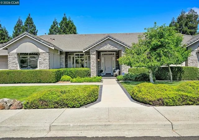 Homes for sale in Concord, CA | 1895 Renee Way, Concord, CA 94521 | MLS# 41139201