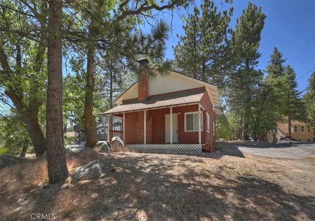1st image of 572 Dahlia, Green Valley Lake, CA 92341 | MLS# IG26134415