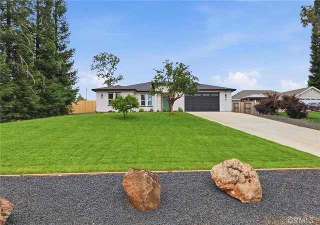 Homes for sale in Paradise, CA | 351 Starlight Ct, Paradise, CA 95969 | MLS# OR26135894