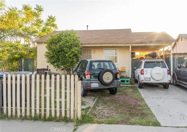 Homes for sale in Redlands, CA | 527 Ruiz St, Redlands, CA 92374 | MLS# IG26136024