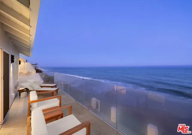 Homes for sale in Malibu, CA | 22440 Pacific Coast Hwy, Malibu, CA 90265 | MLS# 26850623