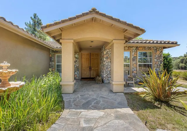Homes for sale in Ramona, CA | 2445 Southern Oak Rd, Ramona, CA 92065 | MLS# NDP2605988