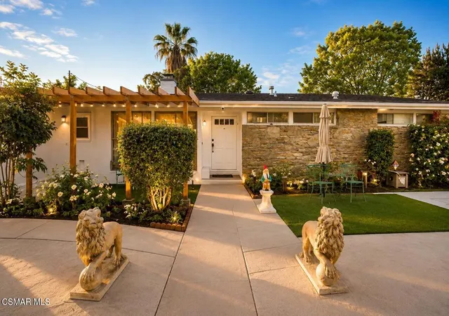4th image of 17444 Septo St, Northridge, CA 91325 | MLS# 226002929