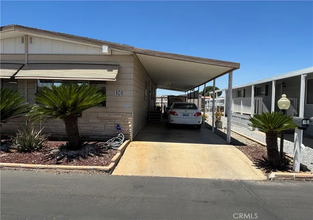 Photo 3 of Manufactured home for sale at 655 E Main St #101, San Jacinto, CA 92583 | MLS# IG26136053 | Listing updated on 2026-08-04