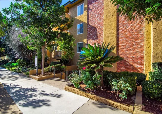 Homes for sale in Pasadena, CA | 355 S Madison Ave #310, Pasadena, CA 91101 | MLS# SR26135567