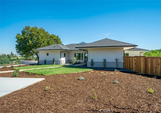 Homes for sale in Paso Robles, CA | 1026 Merry Hill Road, Paso Robles, CA 93446 | MLS# SC26135986