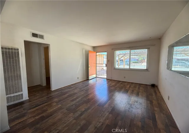 2nd image of 1901 Sunset St, Barstow, CA 92311 | MLS# HD26135883
