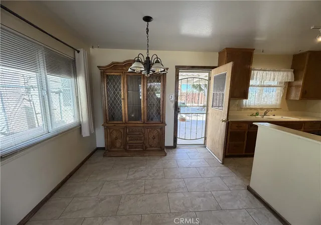 5th image of 1901 Sunset St, Barstow, CA 92311 | MLS# HD26135883