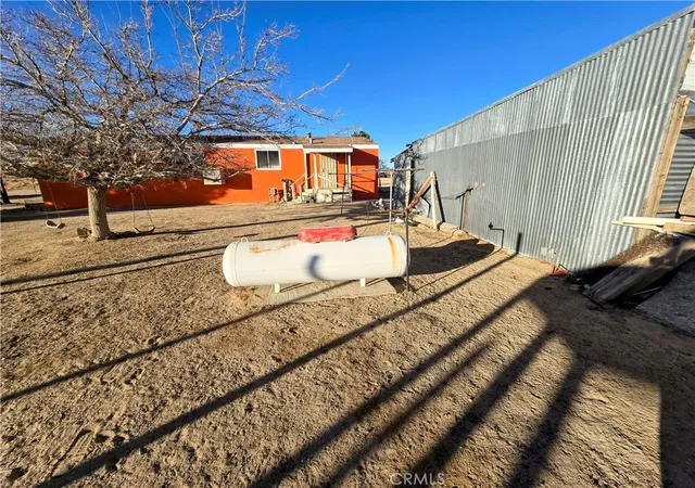 5th image of 10144 Fetters, Mojave, CA 93501 | MLS# PF26136119