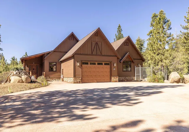 5th image of 32311 Rim Of The World Dr, Fawnskin, CA 92333 | MLS# 219149501PS