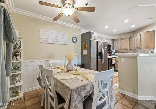 4th image of 5805 Oak Bend Ln, Oak Park, CA 91377