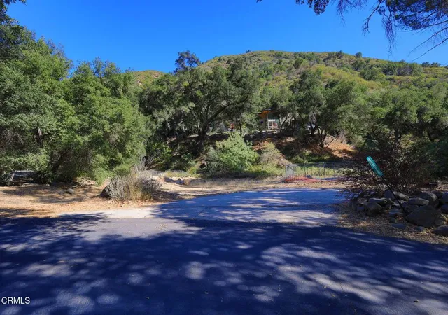 3rd image of 16026 Maricopa Hwy, Ojai, CA 93023 | MLS# V1-37147