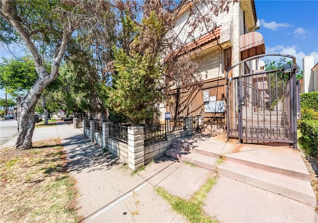 Homes for sale in Alhambra, CA | 1420 S 5th St #E, Alhambra, CA 91803 | MLS# TR26136155