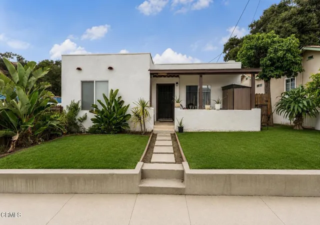 Photo 2 of Single family home for sale at 1155 Richmond Rd, Santa Paula, CA 93060 | MLS# V1-37148 | Listing updated on 2026-09-07