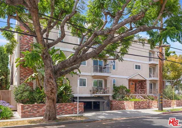 Photo 2 of Sale Pending at 11337 Nebraska Ave #303, Los Angeles, CA 90025 | MLS# 26850359 | Listing updated on 2026-09-30