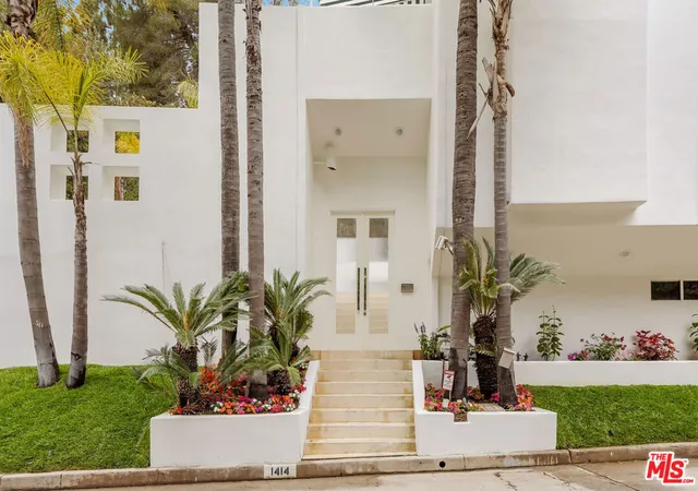 4th image of 1414 Mockingbird Pl, West Hollywood, CA 90069 | MLS# 26850689