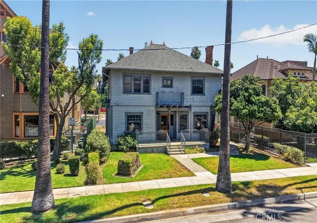 Photo 3 of Single family home for sale at 3875 11th, Riverside, CA 92501 | MLS# PW26132751 | Listing updated on 2026-10-06
