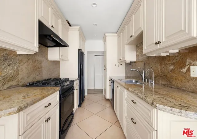 Homes for sale in Beverly Hills, CA | 423 S Rexford Dr, Beverly Hills, CA 90212