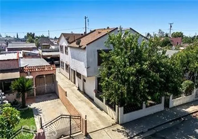 Homes for sale in Huntington Park, CA | 2526 Flower St, Huntington Park, CA 90255 | MLS# DW26136223