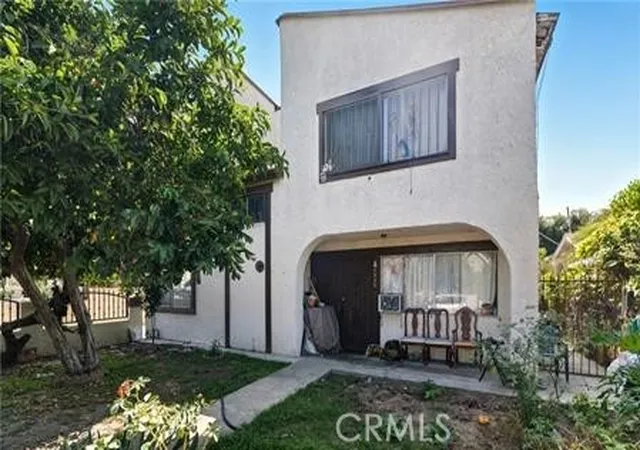 Homes for sale in Huntington Park, CA | 2526 Flower St, Huntington Park, CA 90255 | MLS# DW26136223