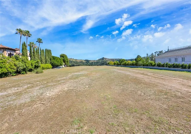 Photo 3 of Land for sale at 45 Beverly Park Cir, Beverly Hills, CA 90210 | MLS# OC26136259 | Listing updated on 2026-06-24
