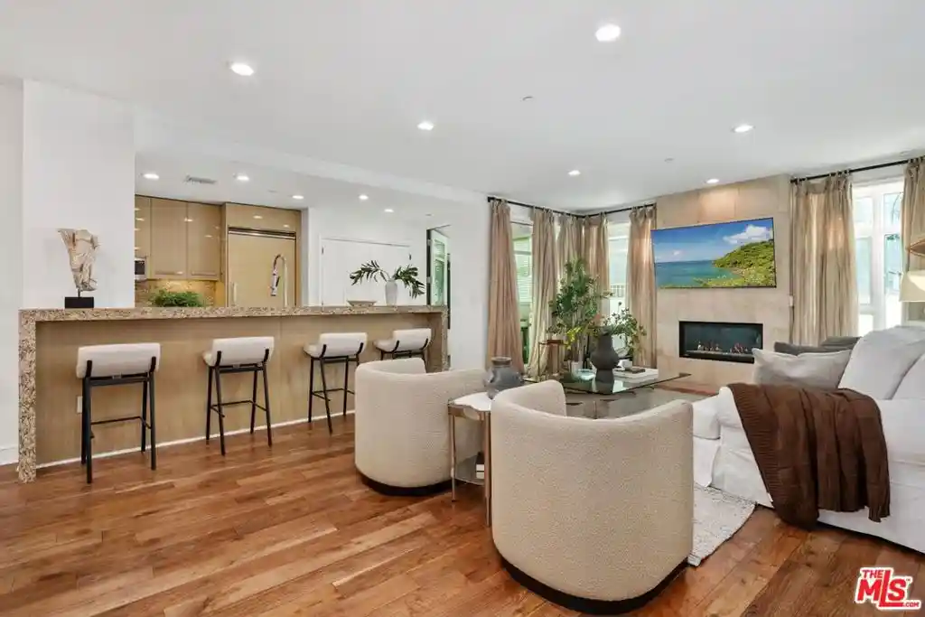 Photo 1 of Condo for sale at 447 N Doheny Dr #102, Beverly Hills, CA 90210 | MLS# 26850989 | Listing updated on 2026-10-12