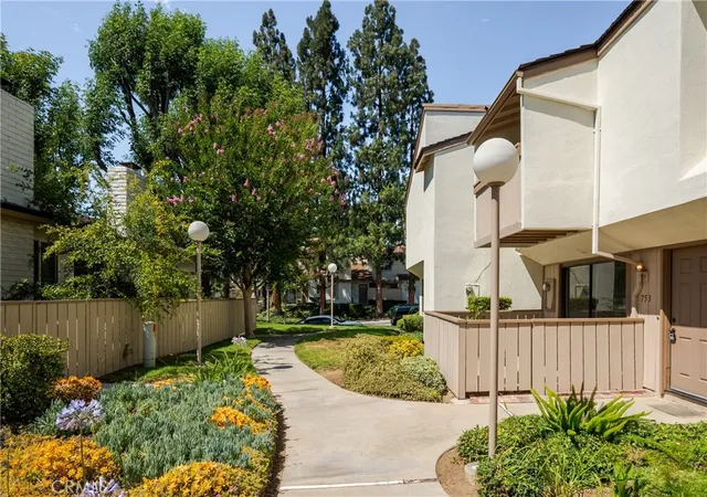 3rd image of 753 Wagon Wheel, Brea, CA 92821 | MLS# DW26136302