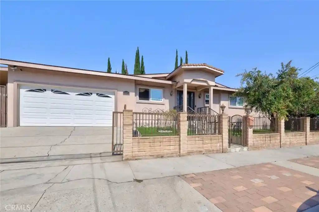 Photo 1 of Single family home for sale at 6415 Varna Ave, Van Nuys, CA 91401 | MLS# SR26136318 | Listing updated on 2026-10-27
