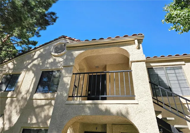 Homes for sale in Palmdale, CA | 2554 Olive Dr #10, Palmdale, CA 93550 | MLS# SR26136325