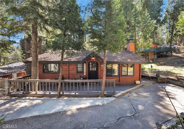Homes for sale in Running Springs, CA | 2130 Spring Oak, Running Springs, CA 92382 | MLS# CV26071092