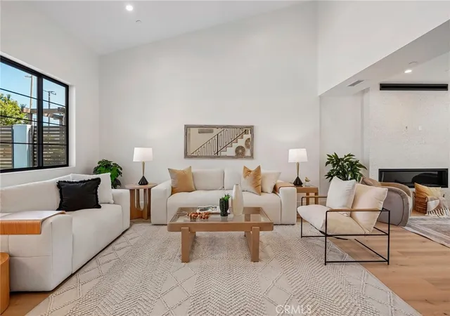 Photo 4 of Sale Pending at 17007 Haas Ave, Torrance, CA 90504 | MLS# SB26130713 | Listing updated on 2026-09-21