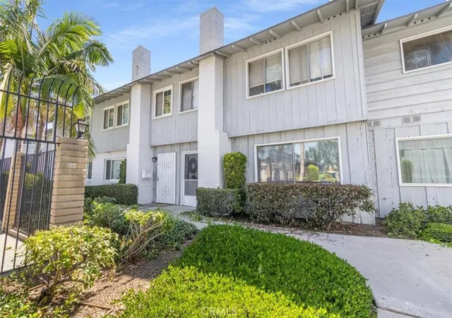 1st image of 1310 N Placentia, Fullerton, CA 92831 | MLS# PW26114268