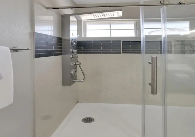 3rd image of 1526 Desdemona Ct, San Jose, CA 95121 | MLS# ML82051159