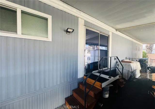 Photo 3 of Manufactured home for sale at 46 Roud Table Dr, Riverside, CA 92507 | MLS# CV26136442 | Listing updated on 2026-09-24