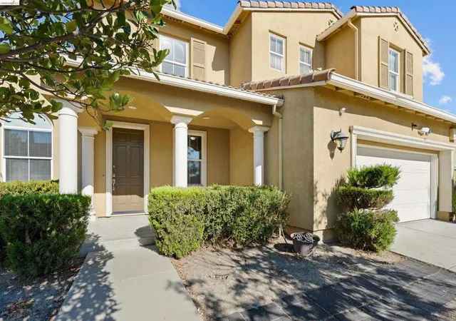 Photo 2 of Single family home for sale at 4592 Le Conte Cir, Antioch, CA 94531 | MLS# 41139257 | Listing updated on 2026-10-08