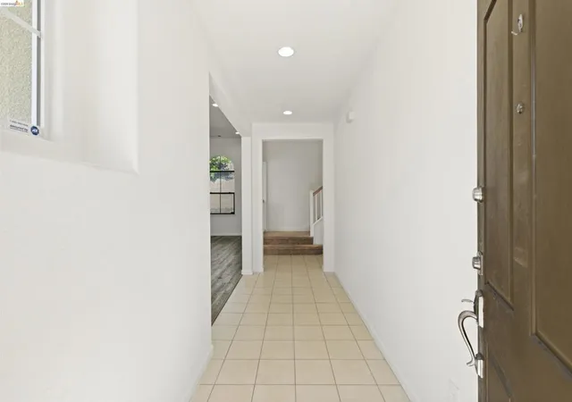 Photo 3 of Single family home for sale at 4592 Le Conte Cir, Antioch, CA 94531 | MLS# 41139257 | Listing updated on 2026-10-08