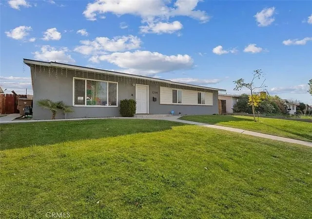 2nd image of 3209 Idaho, Bakersfield, CA 93305 | MLS# PW26136503