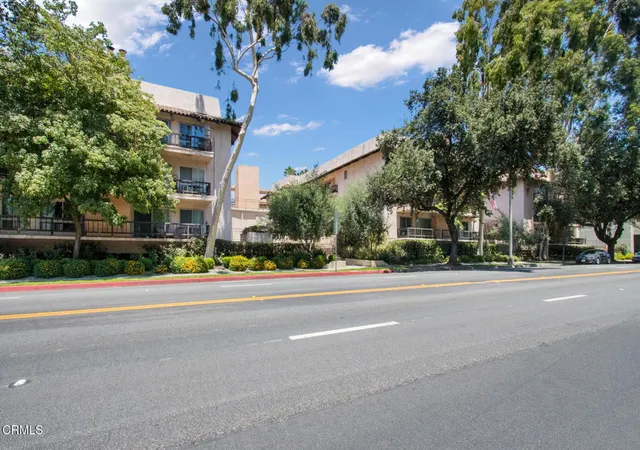 Homes for sale in Pasadena, CA | 1127 E Del Mar Blvd #323, Pasadena, CA 91106 | MLS# P1-27728