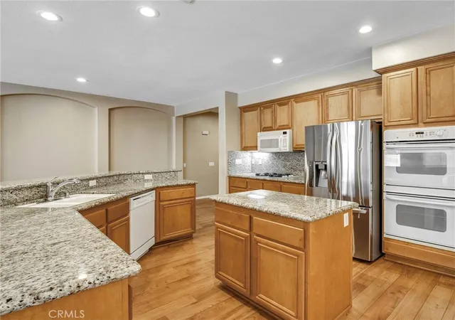 Photo 3 of Single family home for sale at 29098 Parkhill Ct, Menifee, CA 92584 | MLS# SW26136100 | Listing updated on 2026-10-06